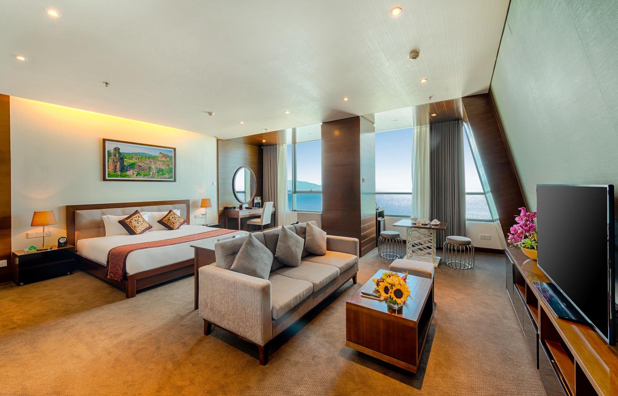Grand Tourane Hotel Da Nang Hotel 5*